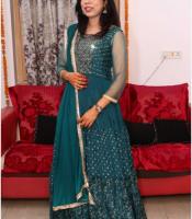 Dr Farha Azad